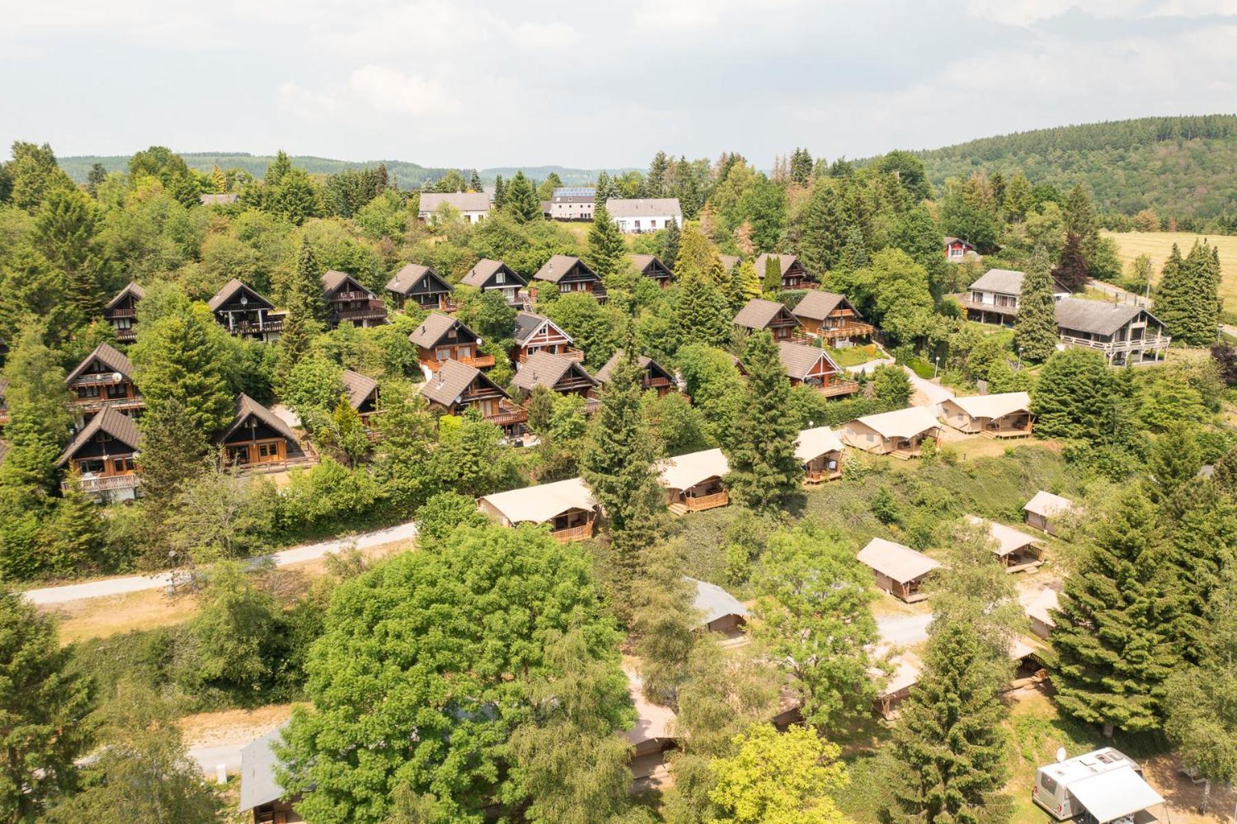 Ardenparks Petite Suisse Hotel Dochamps Buitenkant foto